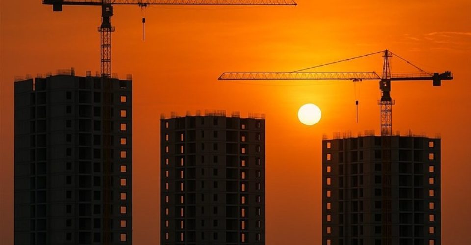 برخورد قاطع و قانونی سازمان تعزیرات با تخلفات بازار مسکن | املاک پاستور منطقه ۲۲