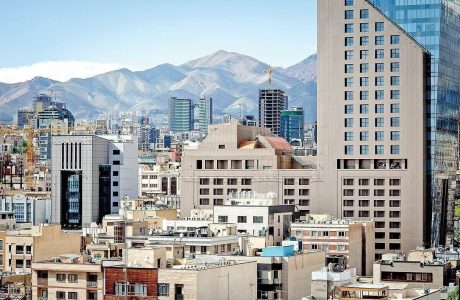 وضعیت بازار مسکن بعد از جنگ ۱۲ روزه/ خروج اتباع در کشور چه تاثیر بر قیمت مسکن دارد؟ | املاک پاستور منطقه ۲۲